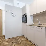 Old Town 5 Min Free Parking & Breakfast Balcony - Grey Harmony By Uniquerent ヴロツワフ