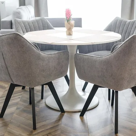 Grey Harmony By Uniquerent アパート ヴロツワフ