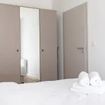 Old Town 5 Min Free Parking & Breakfast Balcony - Grey Harmony By Uniquerent Apartment Wroclaw