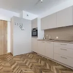 Old Town 5 Min Free Parking & Breakfast Balcony - Grey Harmony By Uniquerent * Wroclaw